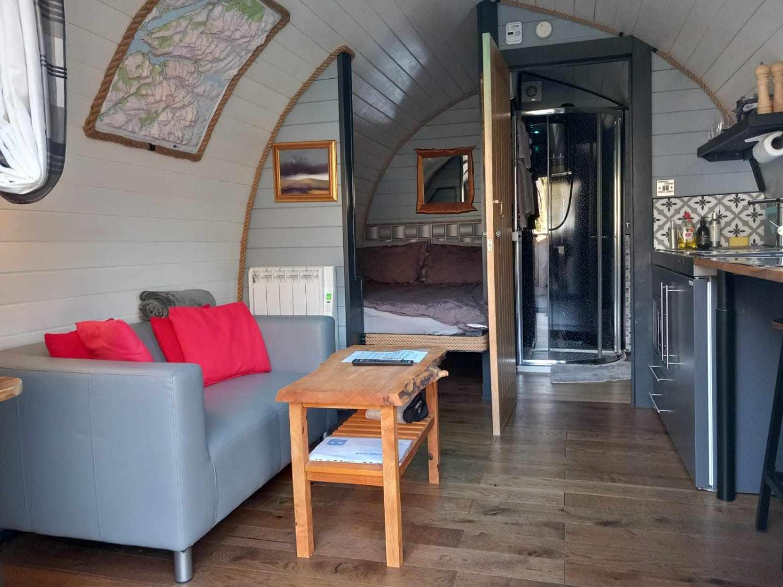 Riverside Pod, West Highland Way Holidays كينلوشليفن المظهر الخارجي الصورة
