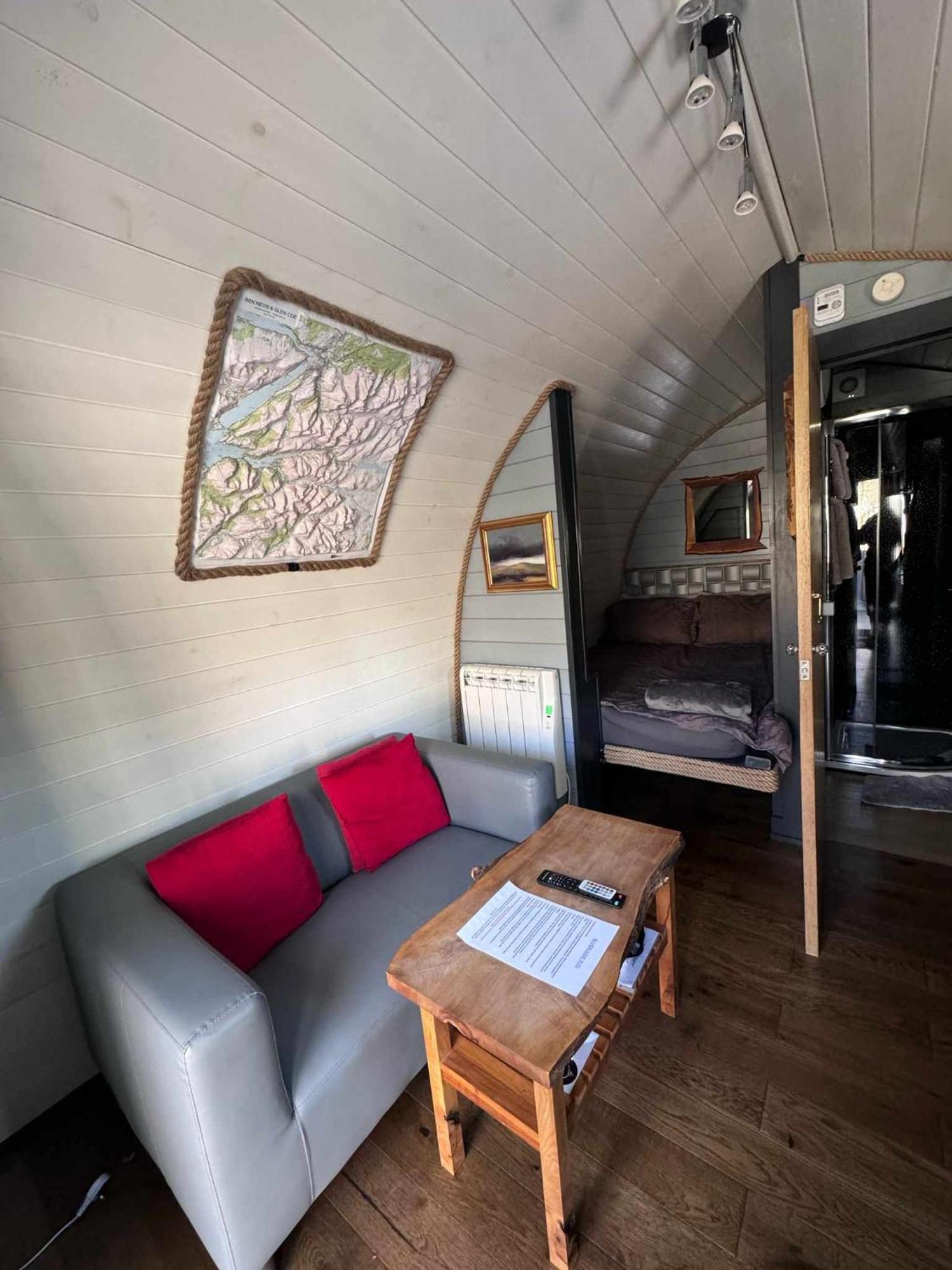 Riverside Pod, West Highland Way Holidays كينلوشليفن المظهر الخارجي الصورة